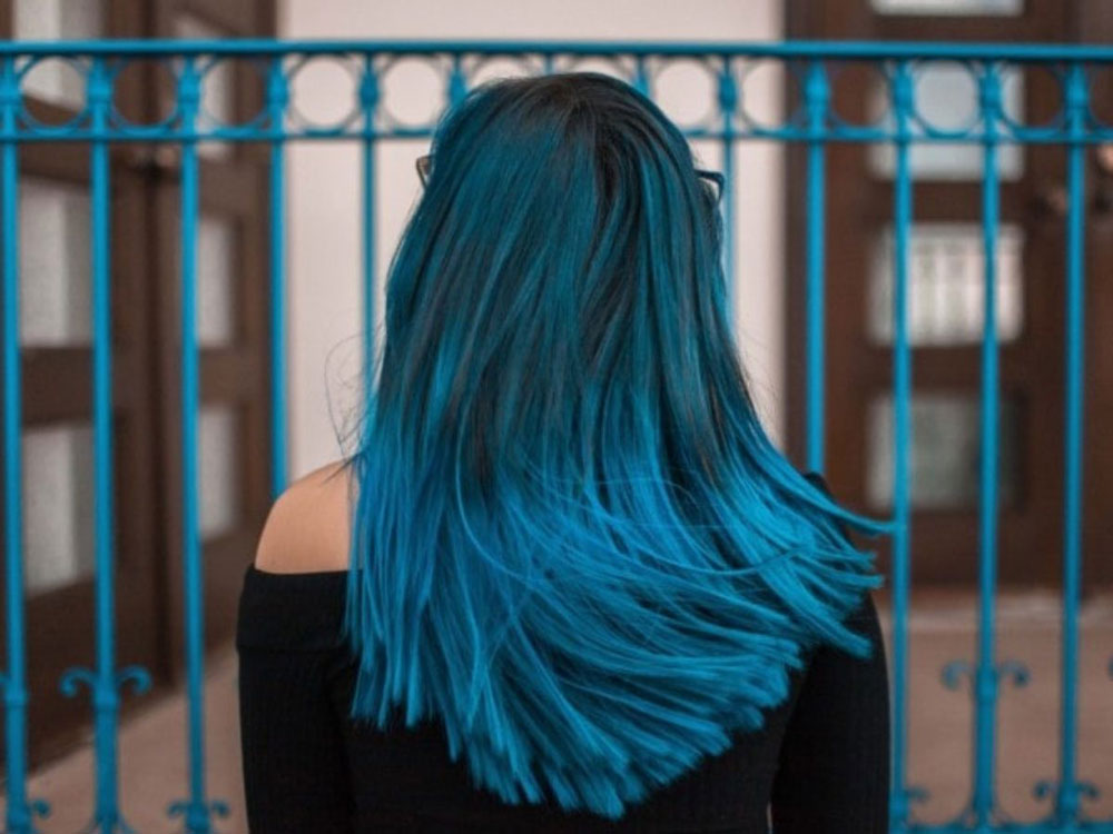 رنگ موی فانتزی آبی