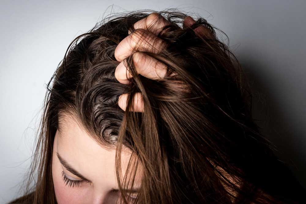 علت شکستگی مو چیست؟